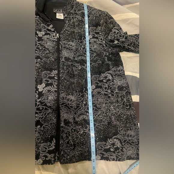 BIG SALE(3for $50)- Alex Evenings Black Jacket with Silver Floral Embroidery - Picture 6 of 7